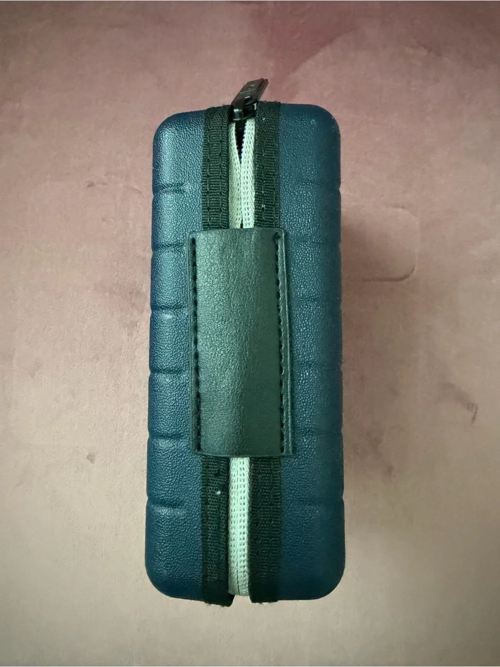 Away Luggage United Mini Travel Amenity Case Hard Shell EMPTY